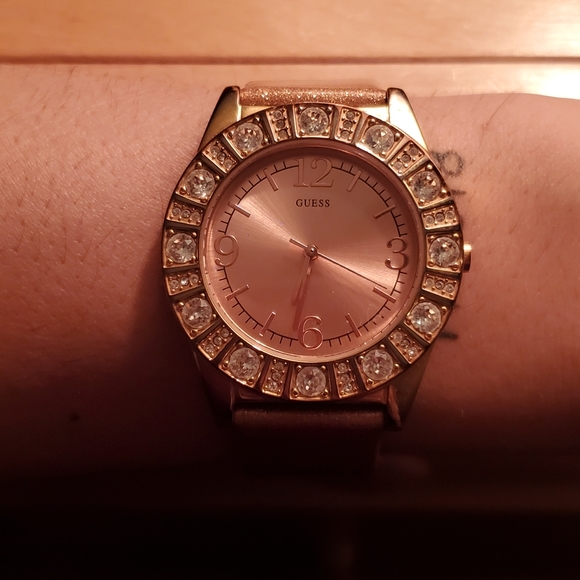 Women's Watch - Picture 6 of 6